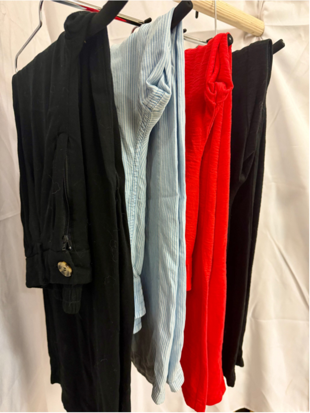 Women's Wide-Legged Trousers Bundle DKNY Small Like New Casual Pants